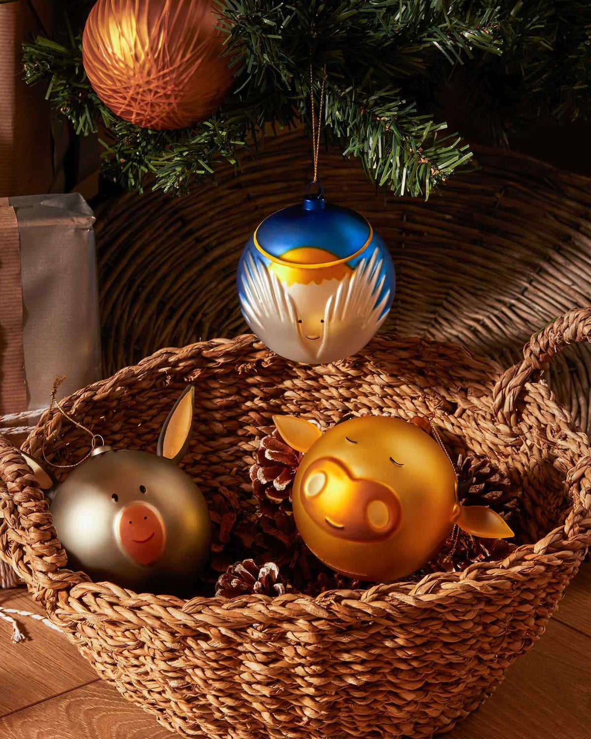 Angioletto – palla per albero di Natale – ambientata