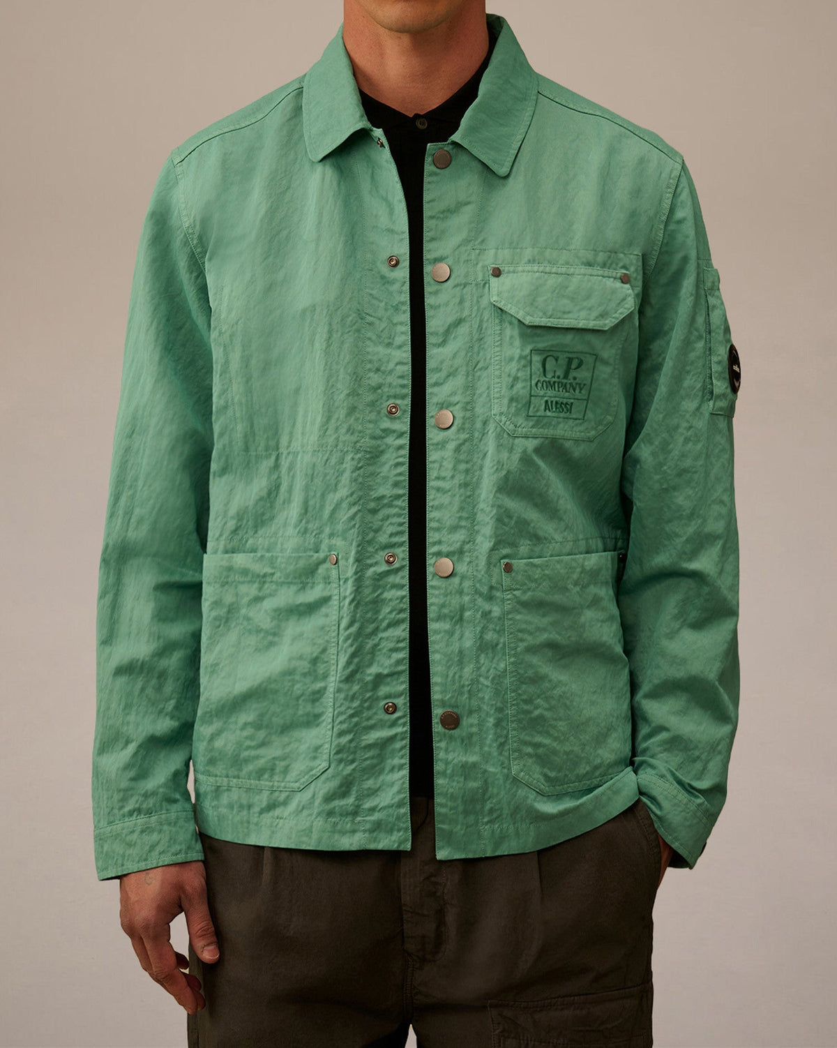 Alessi C.P. Company – overshirt (CP01 GR) – ambientata