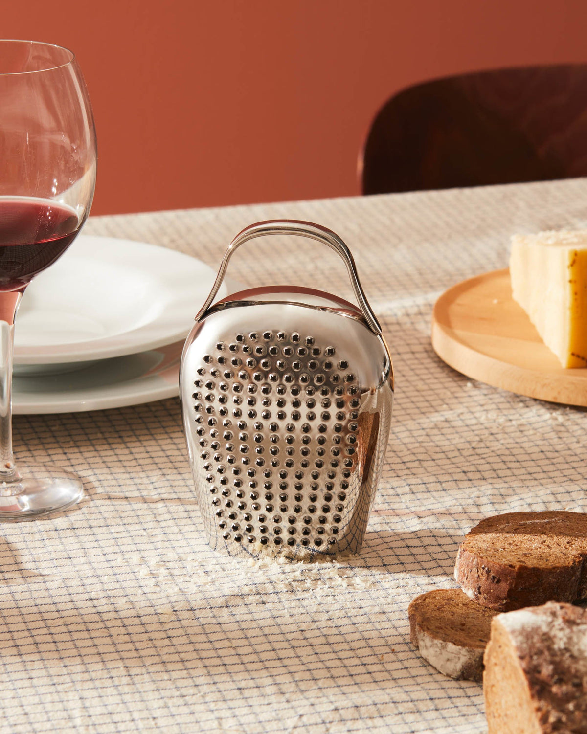 Cheese please – grattugia – ambientata
