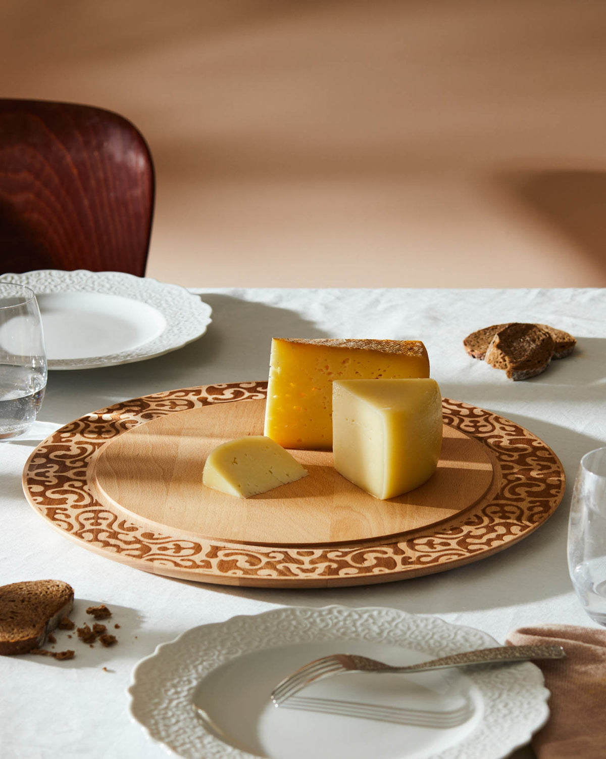 Dressed in wood – piatto per formaggi - Sag 80 - Alessi - Complemento