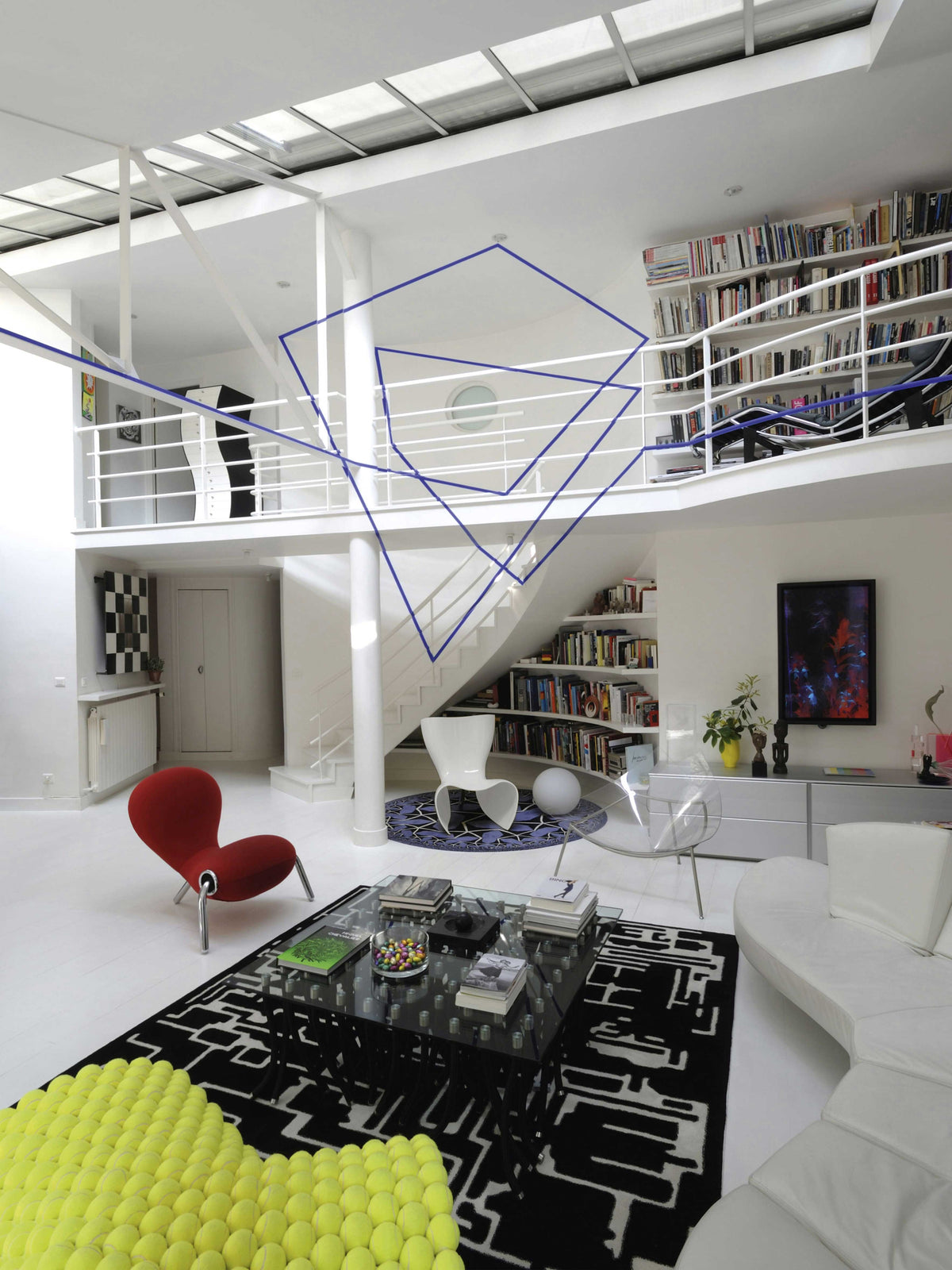 Embryo Chair – poltrona – ambientata