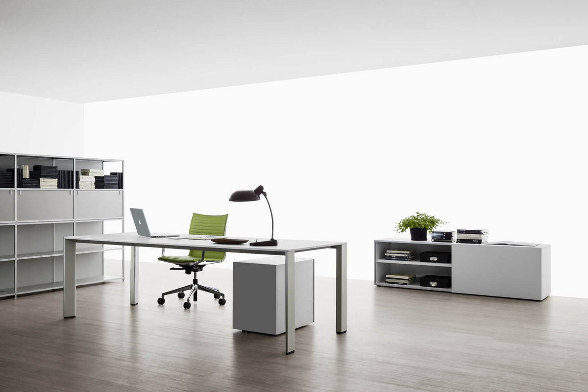 Corner – scrivania direzionale – ambientata
