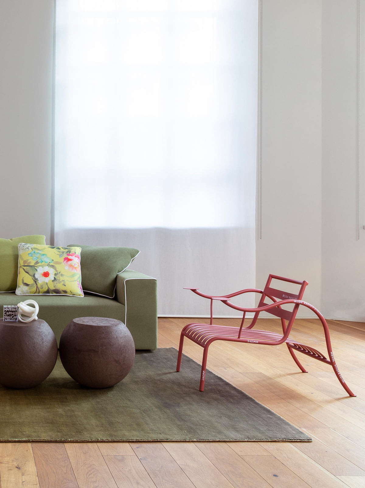 Thinking Man's Chair – poltrona – ambientata