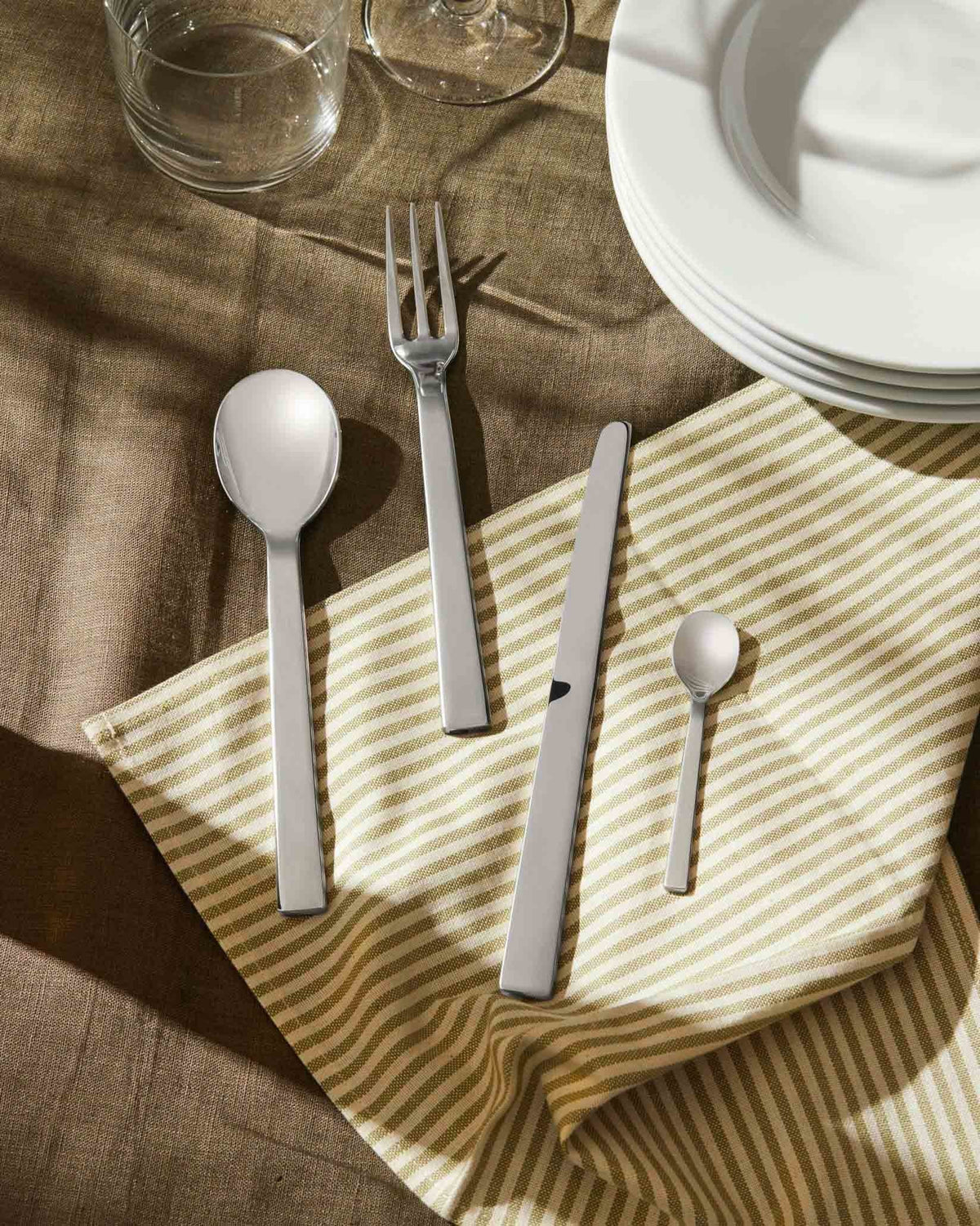 Santiago – servizio di posate 24 pezzi - Sag 80 - Alessi - Complemento