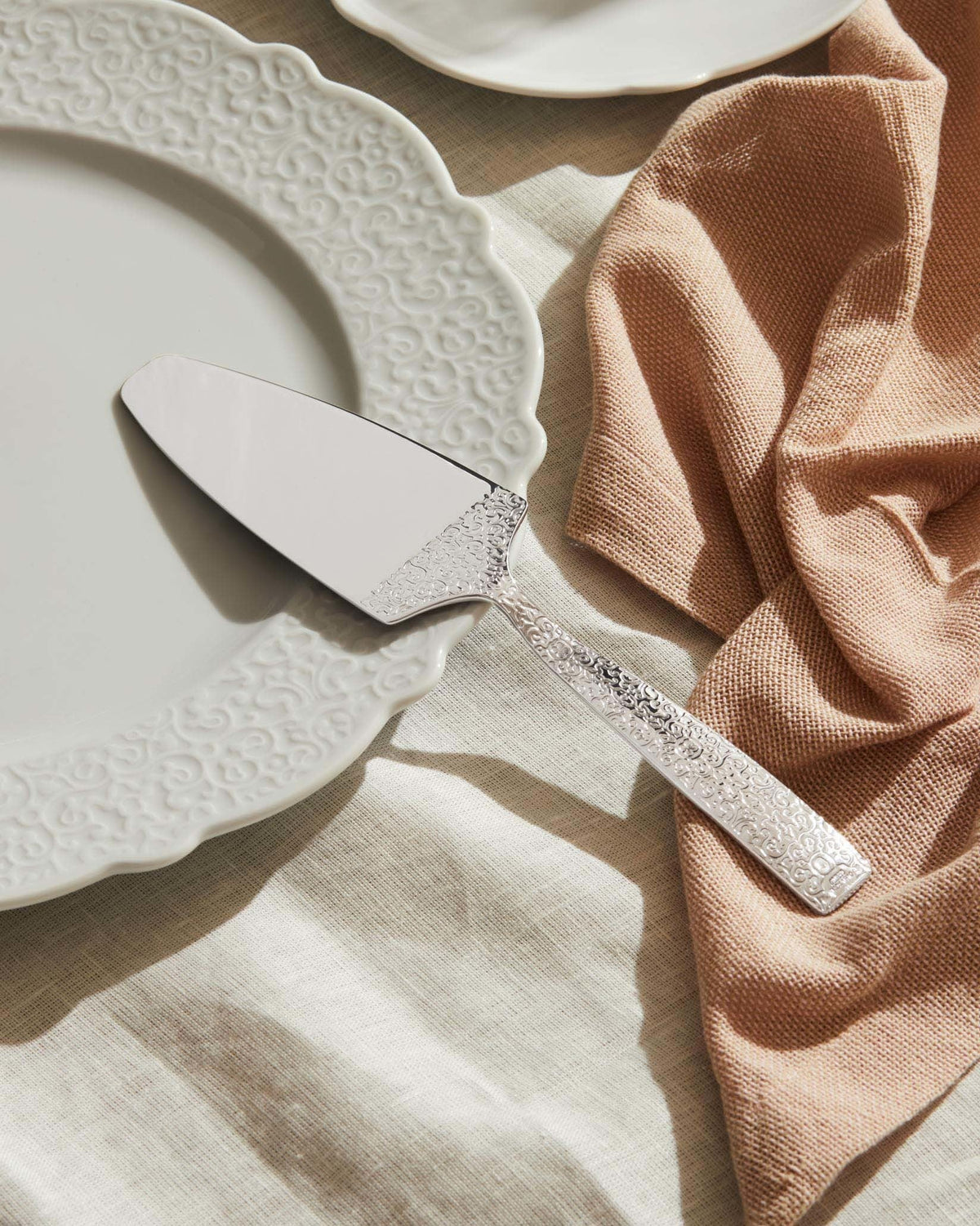 Dressed – pala per torta – ambientata