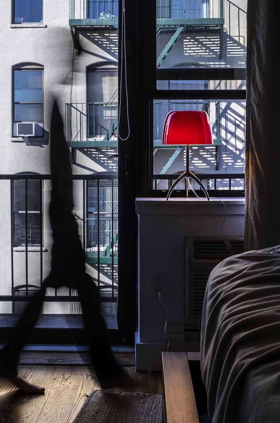 Lumiere – lampada da tavolo – ambientata