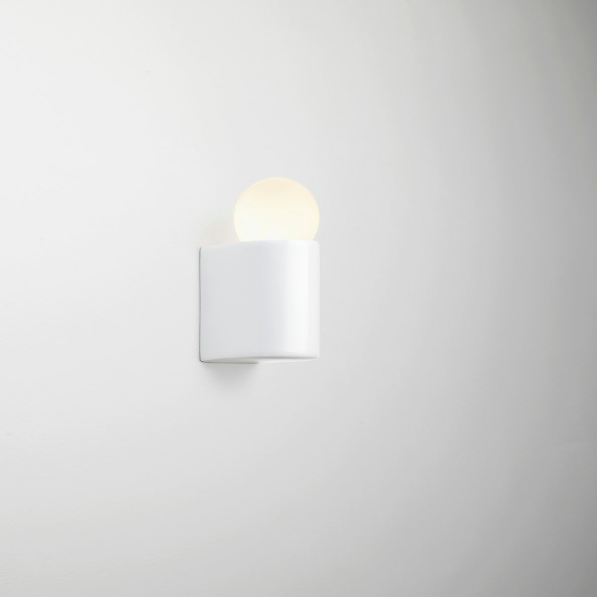 White Porcelain Series – applique – foto prodotto