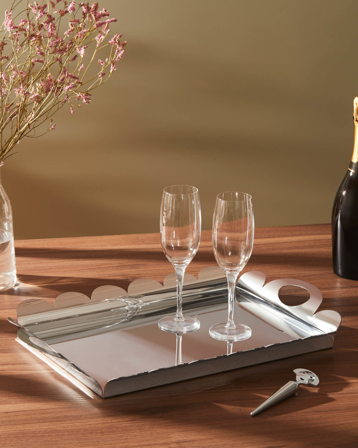 Mami XL – 4 Bicchieri per spumanti e champagne – ambientata