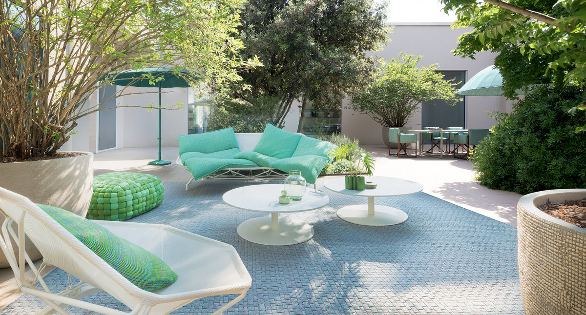 Alma – divano outdoor – ambientata