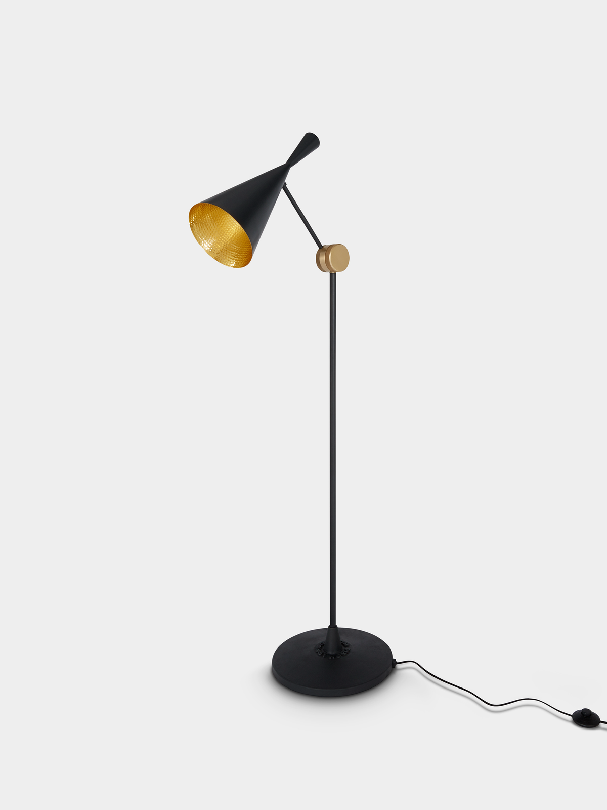 Beat – lampada da terra – foto prodotto