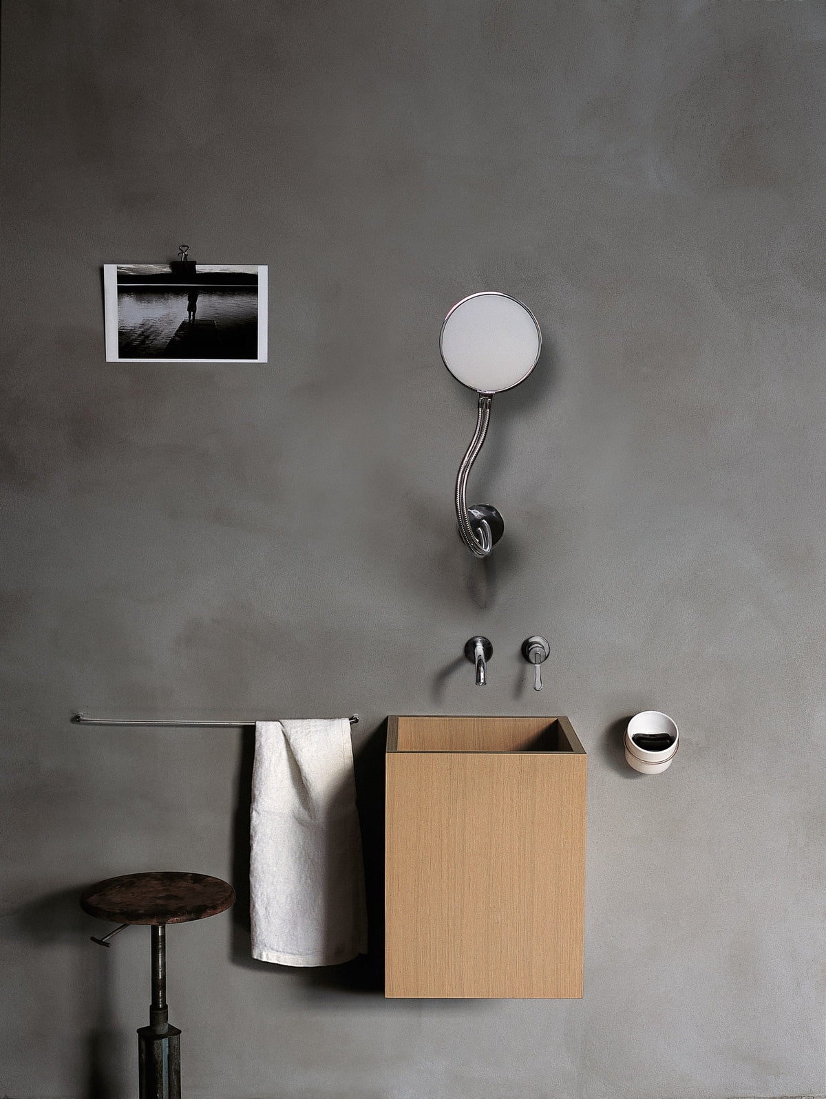 Cube – lavabo a parete – foto prodotto