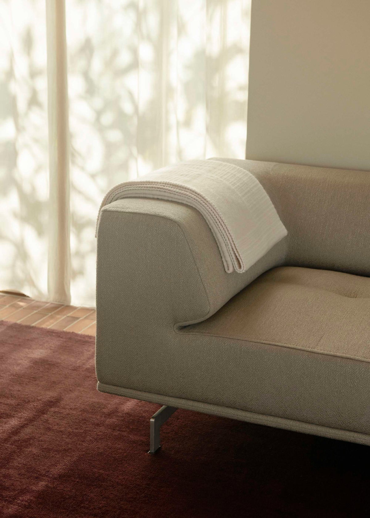 Delphi Sofa – divano – ambientata