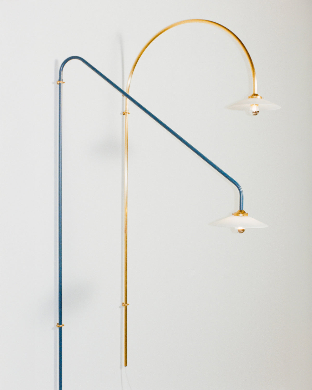 Hanging Lamp – lampada da parete – ambientata