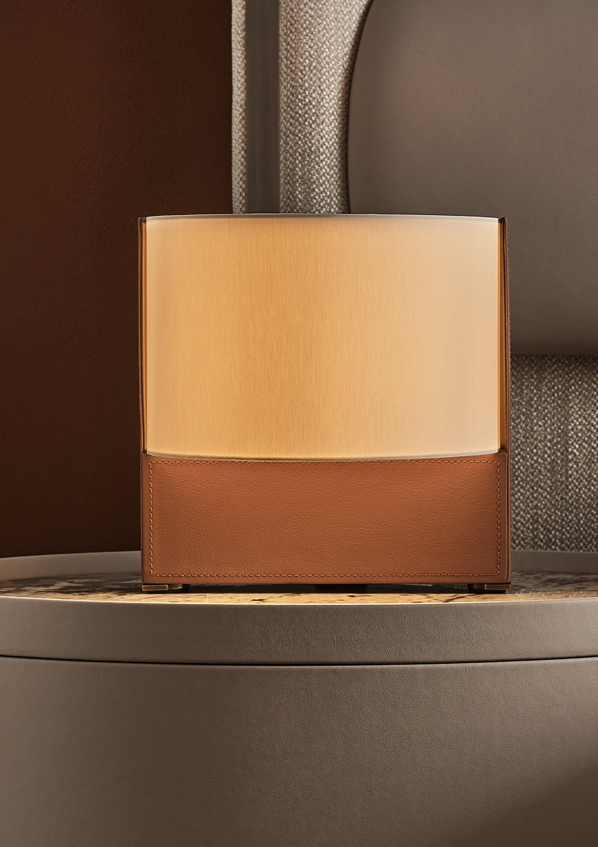 Nina – lampada da tavolo – ambientata
