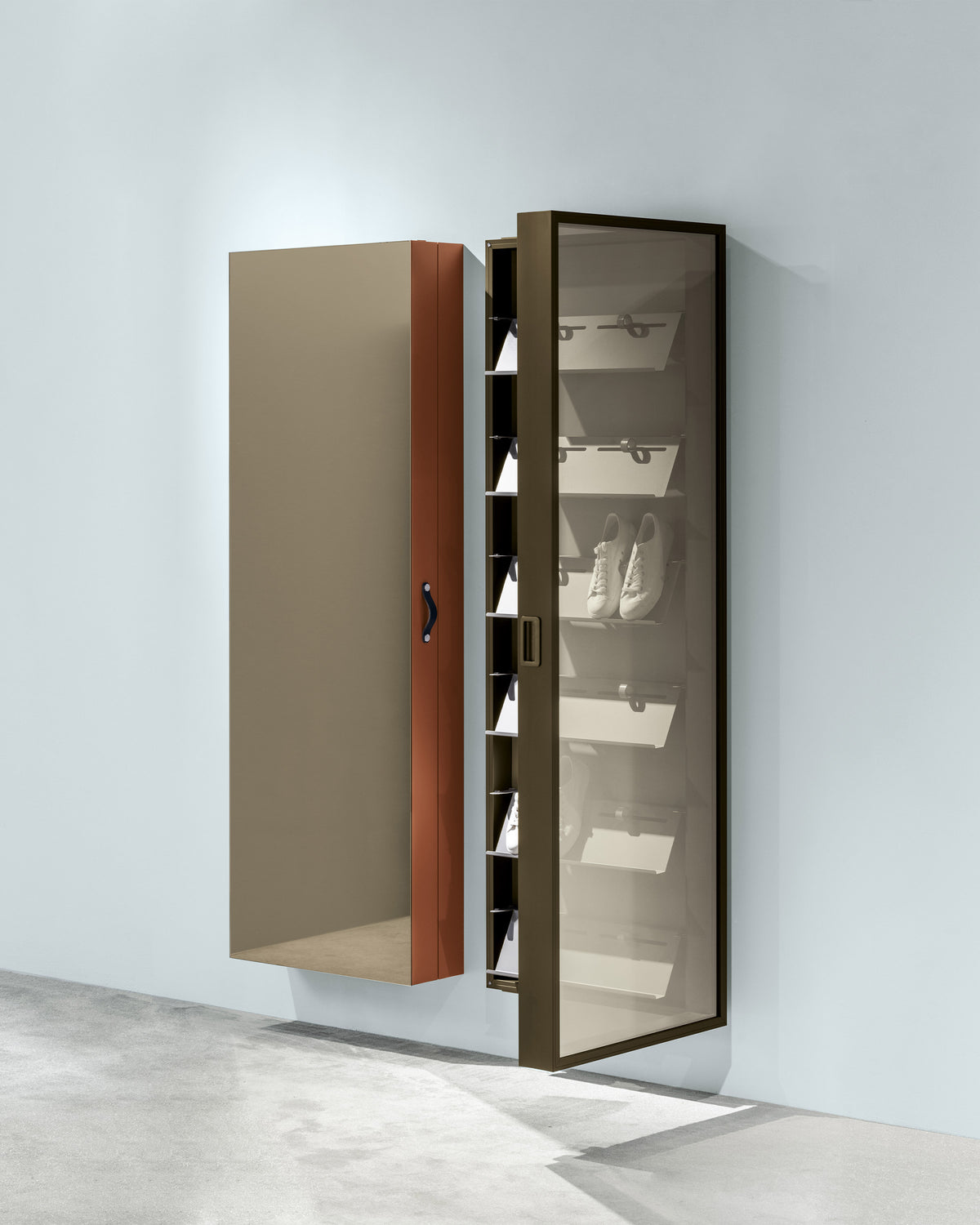 Box e BoxOne – contenitore a specchio – ambientata