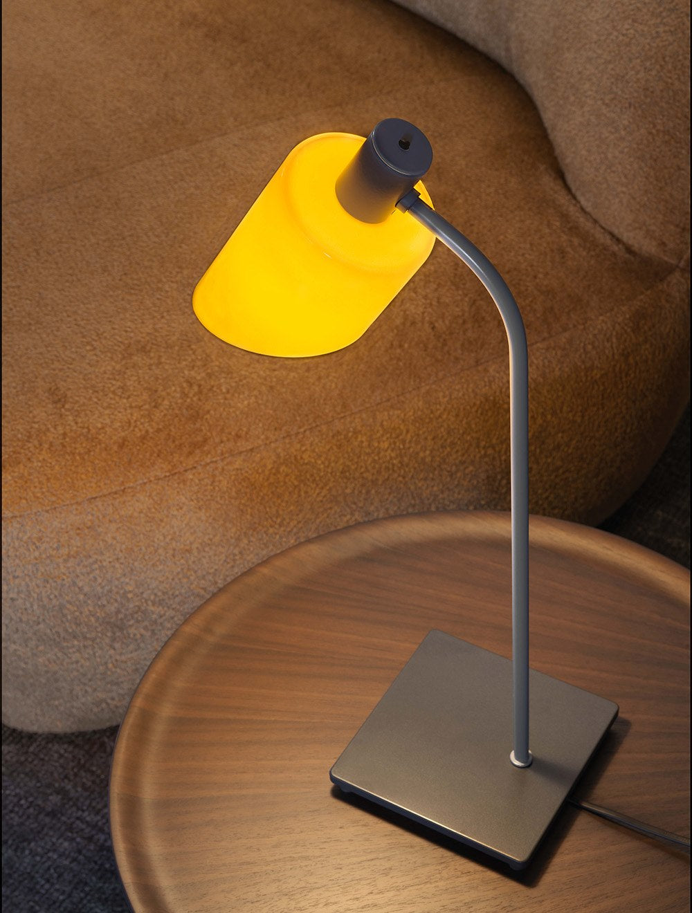 Lampe de Bureau – lampada da scrivania – ambientata