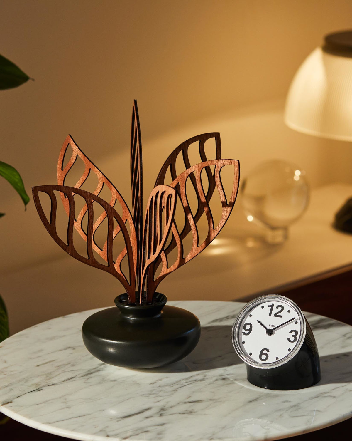 The Five Seasons – diffusore a foglia per ambiente. Shhh - Sag 80 - Alessi - Complemento