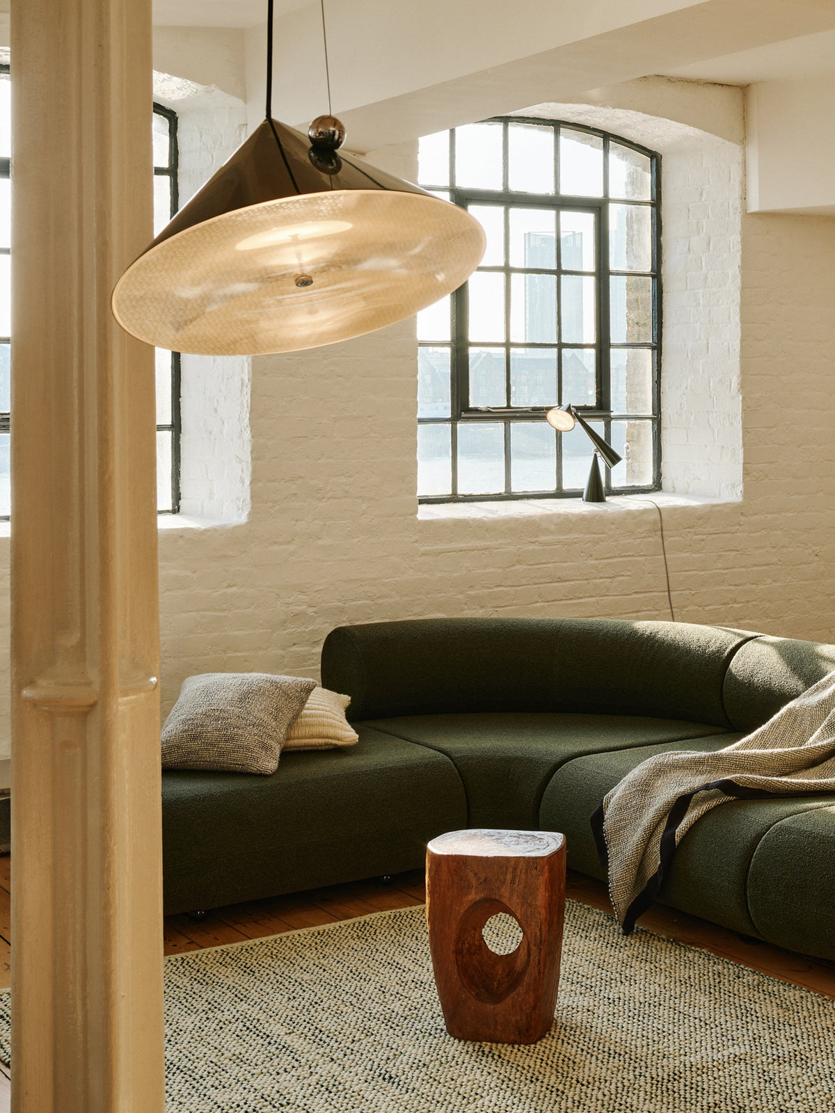 Pose – lampada a sospensione – ambientata