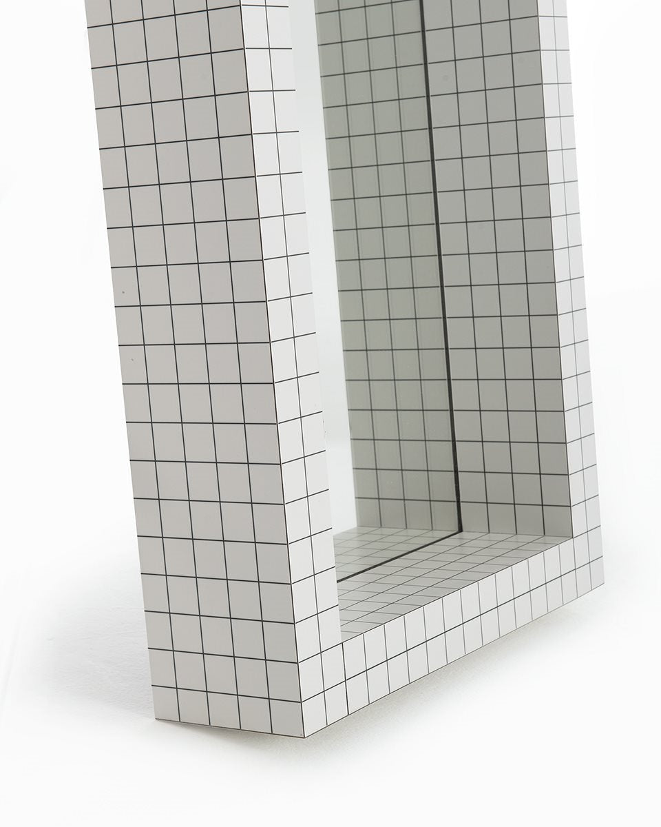 Quaderna Mirror 476 – specchio – ambientata