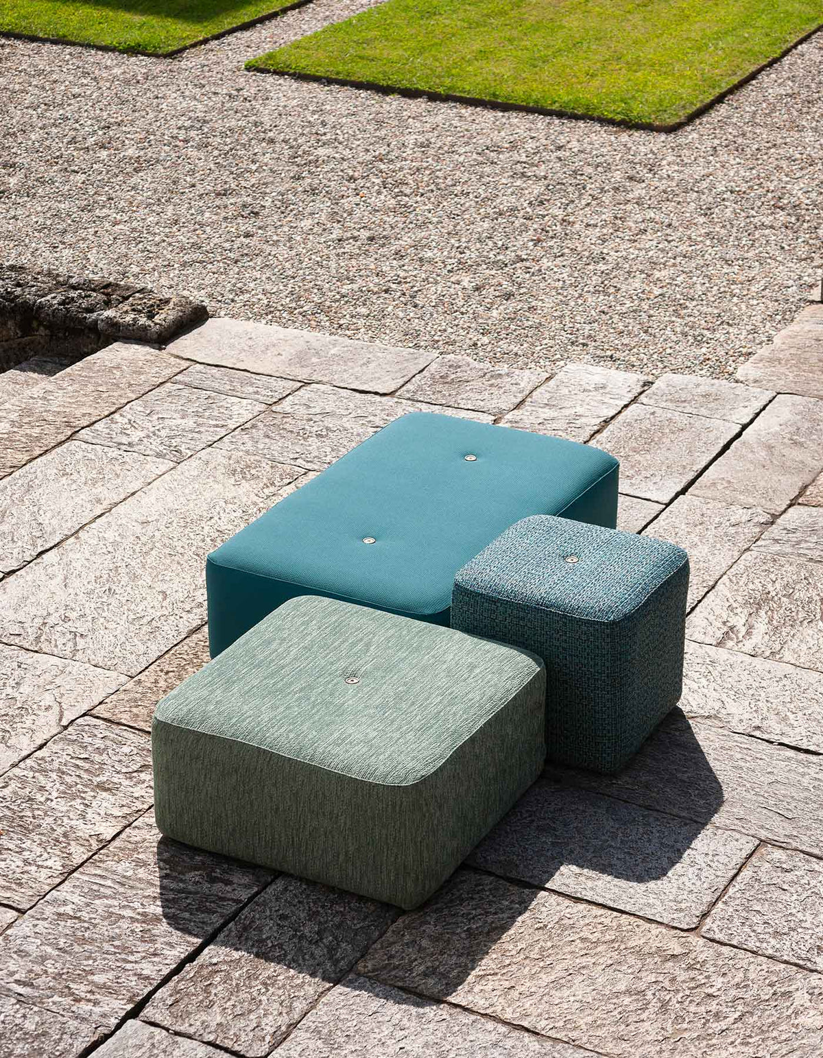 Double – pouf – ambientata