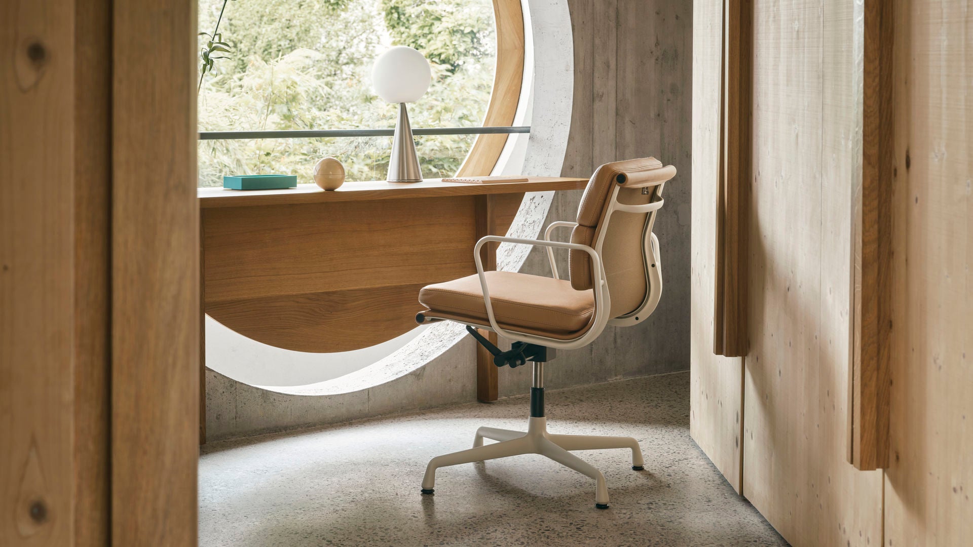 Soft Pad Chair EA 231 – Home Office - Sag 80 - Vitra - Sedia