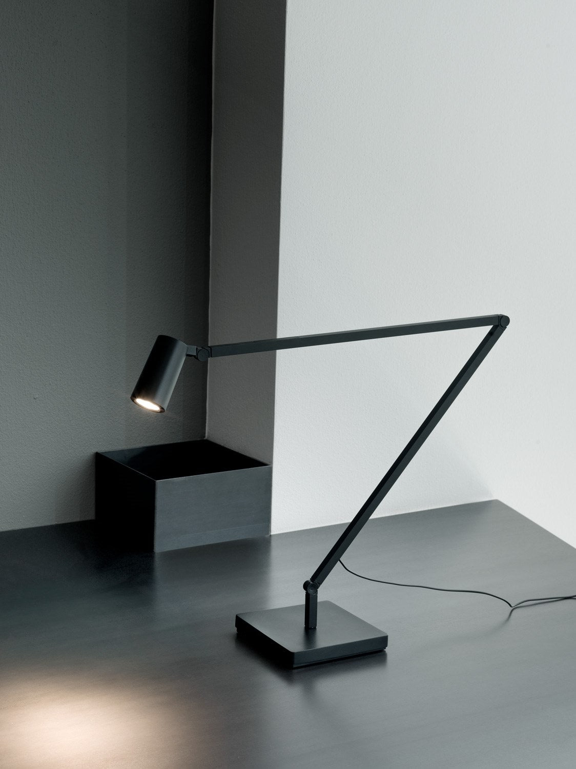 Untitled – lampada da tavolo – ambientata
