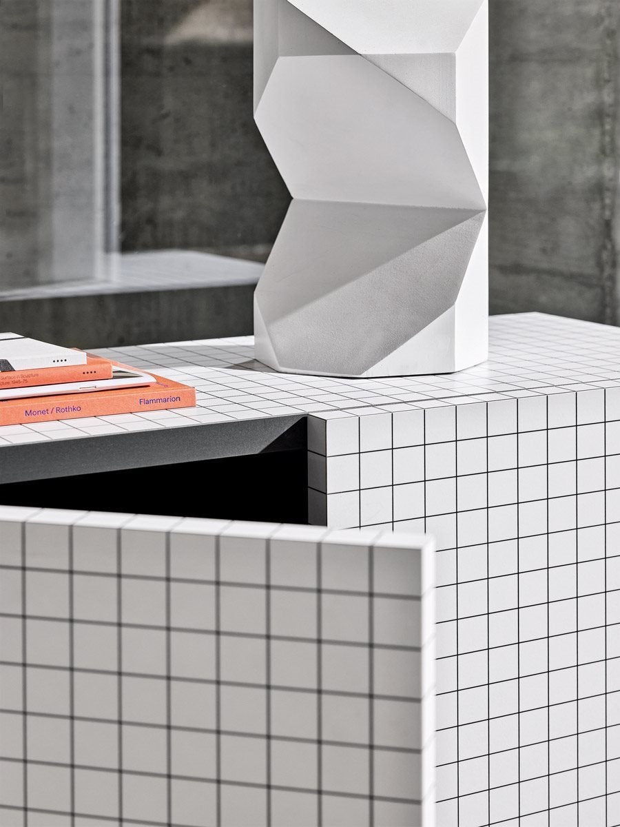 Quaderna Cupboard 757 – madia – ambientata