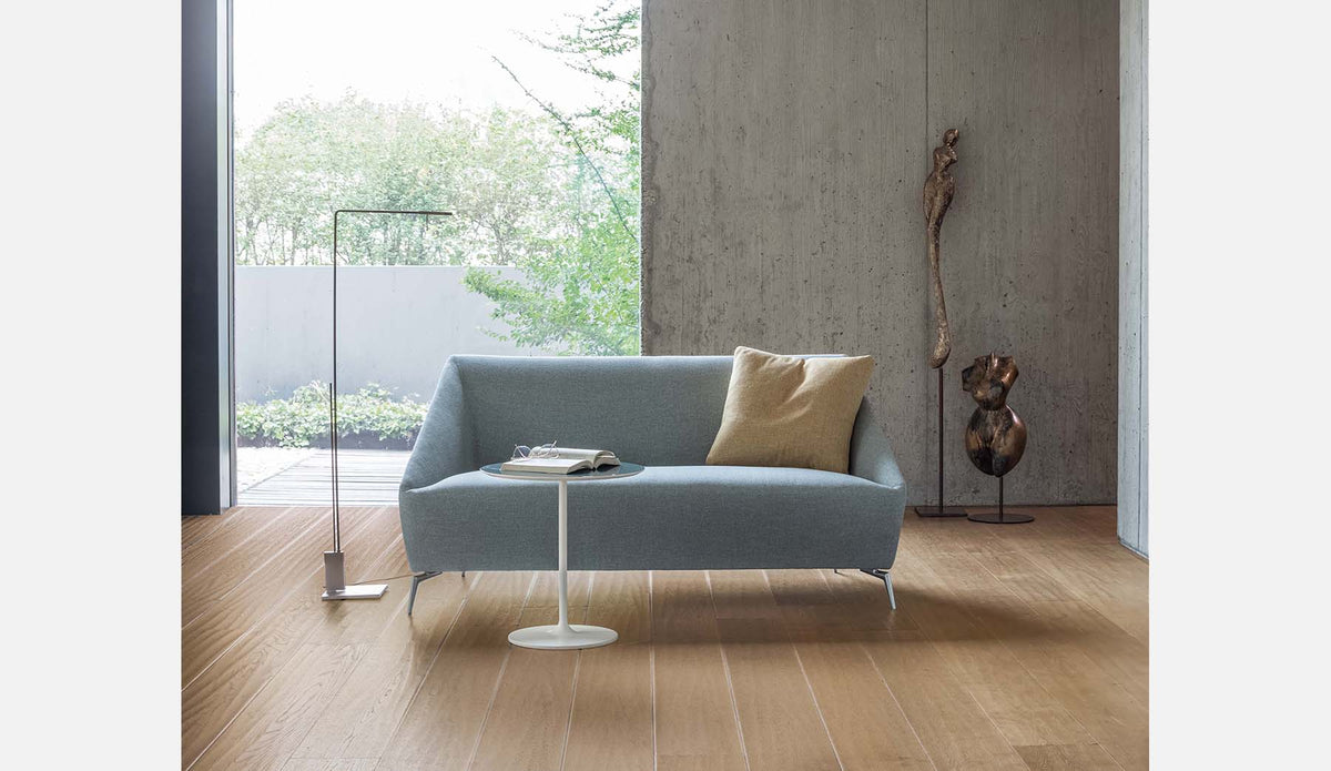 Zoe W – divano – ambientata