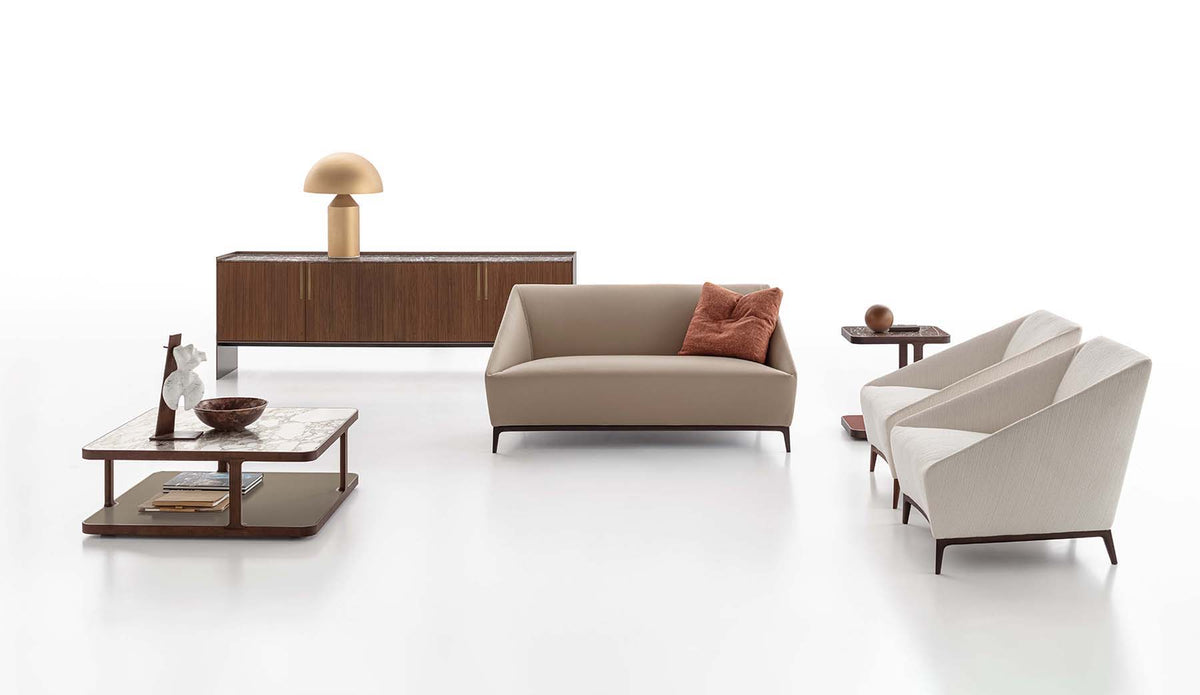 Zoe W – divano – ambientata