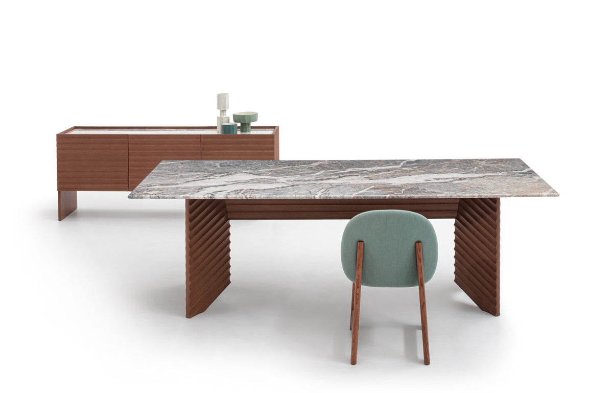 Pheaby – sedia – ambientata