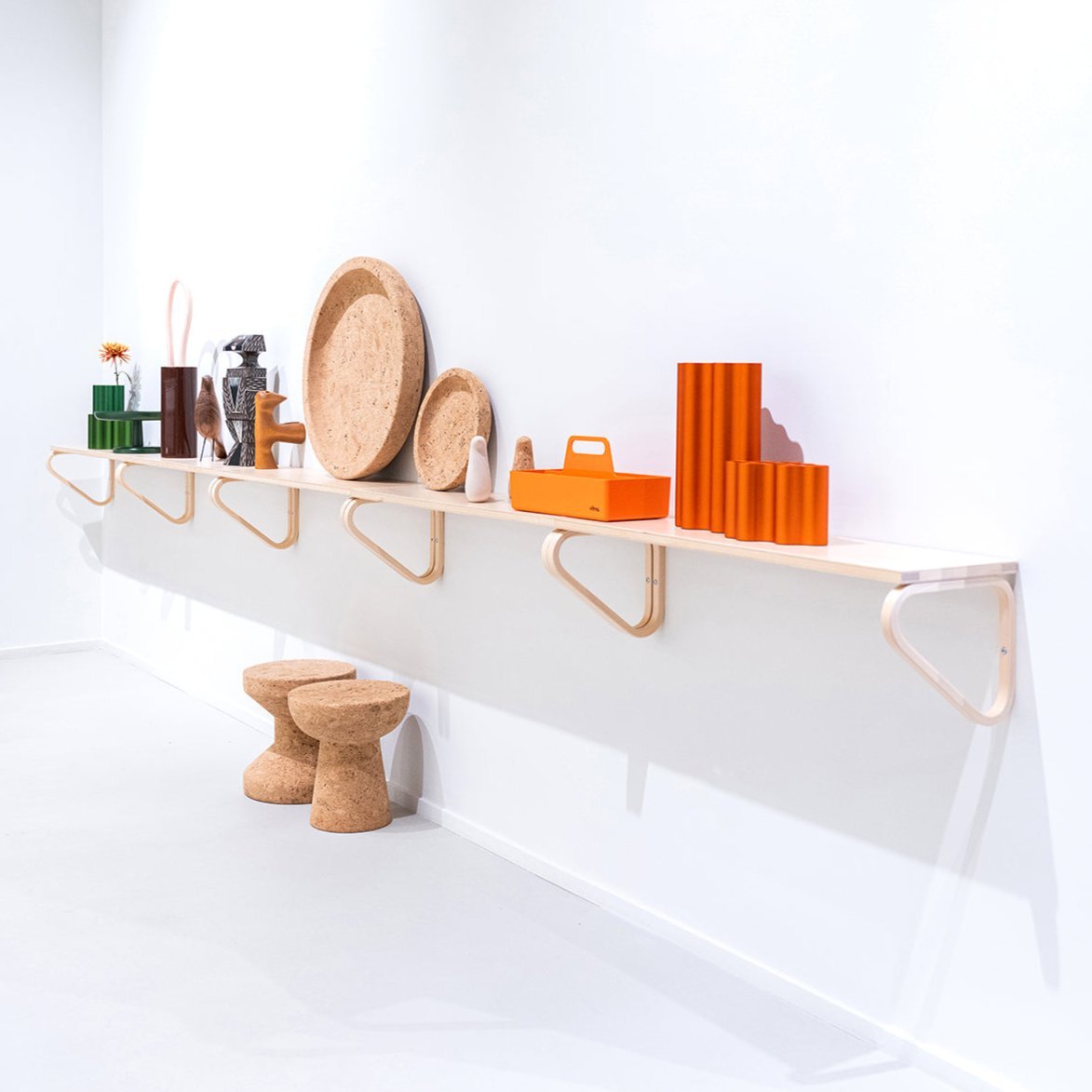 Wall Shelf 112 - Sag 80 - Artek - Contenitore