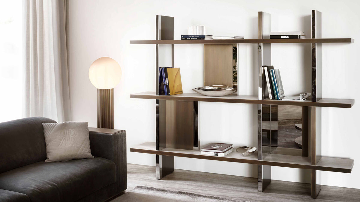 Asia – libreria – ambientata