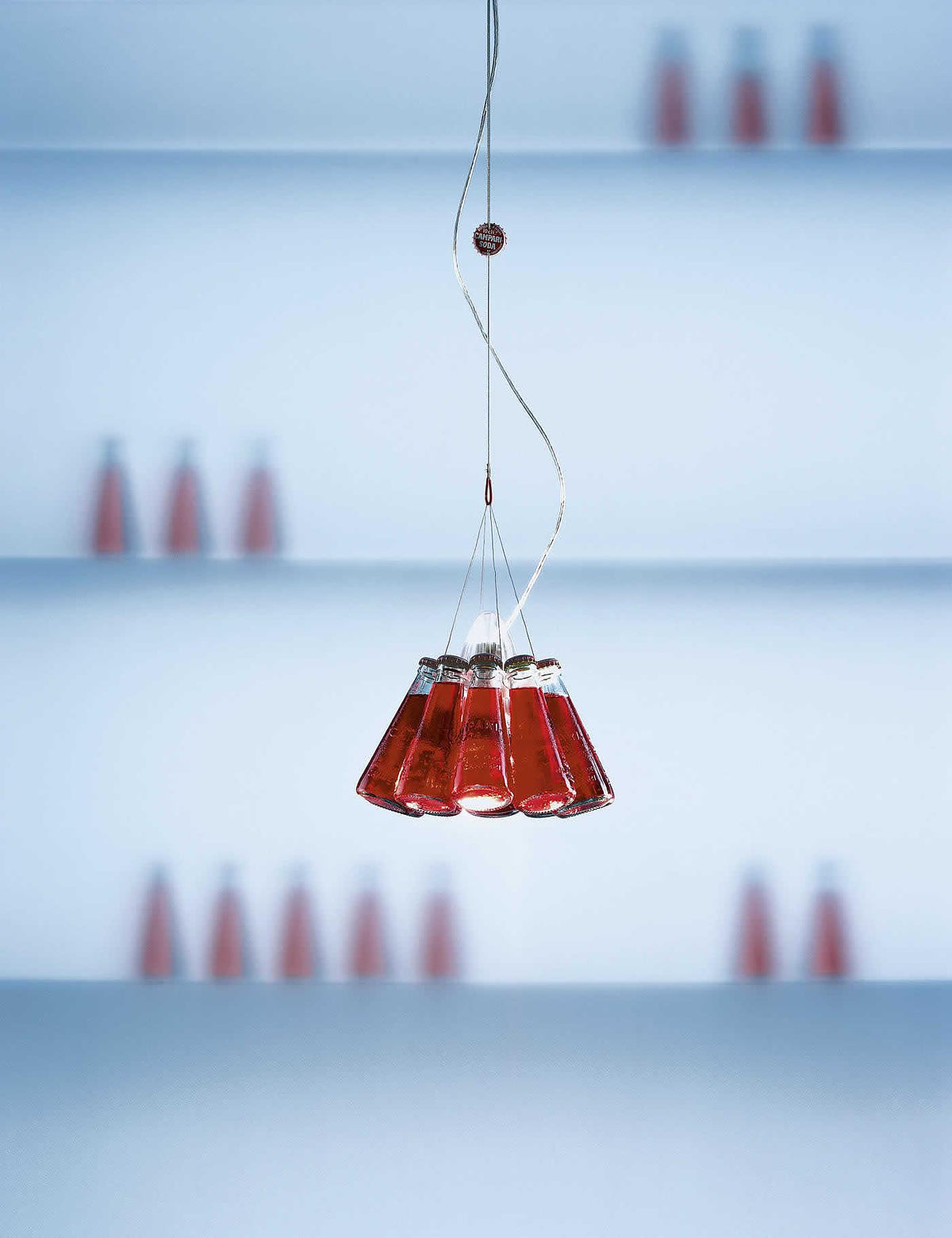 Campari Light – lampada a sospensione – ambientata