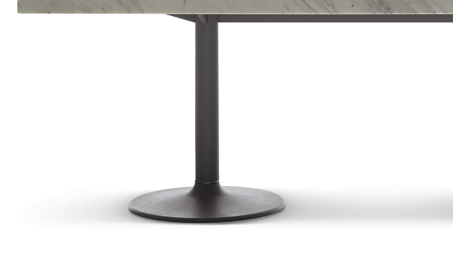 Tavolo 11 Table Pieds Corolle, Appartement Le Corbusier - Sag 80 - Cassina - Tavolo