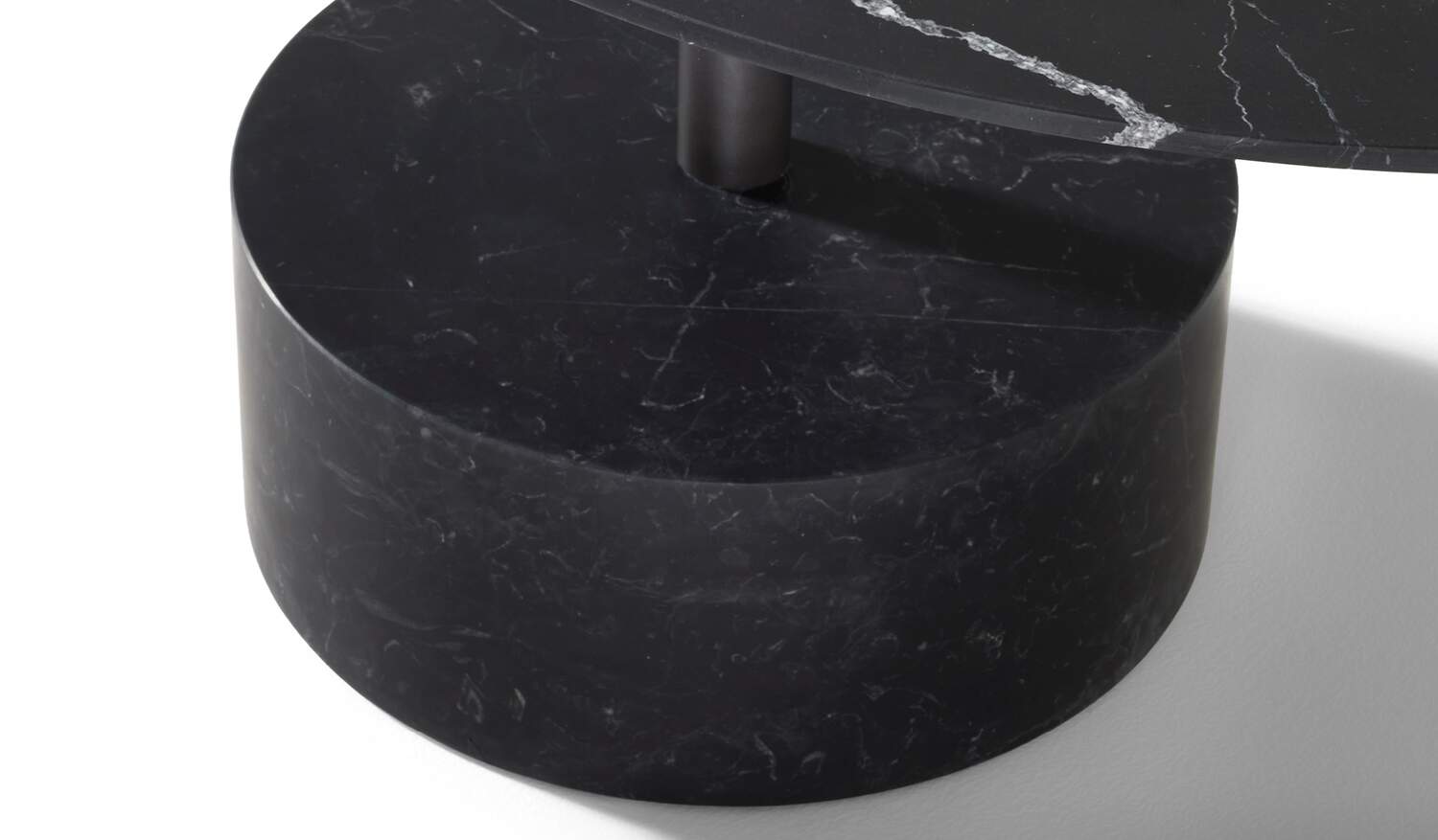 Tavolo 9 Dining Table