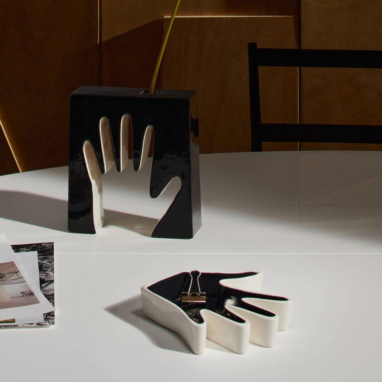 Complemento Impronta - Svuotatasche Mano - Sag 80 - Cassina - Complemento