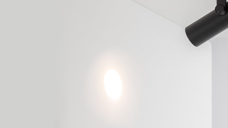 Coherence – lampada – ambientata