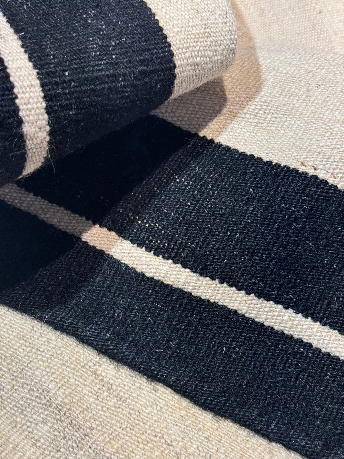 Kelim Beige - Black – kilim – ambientata