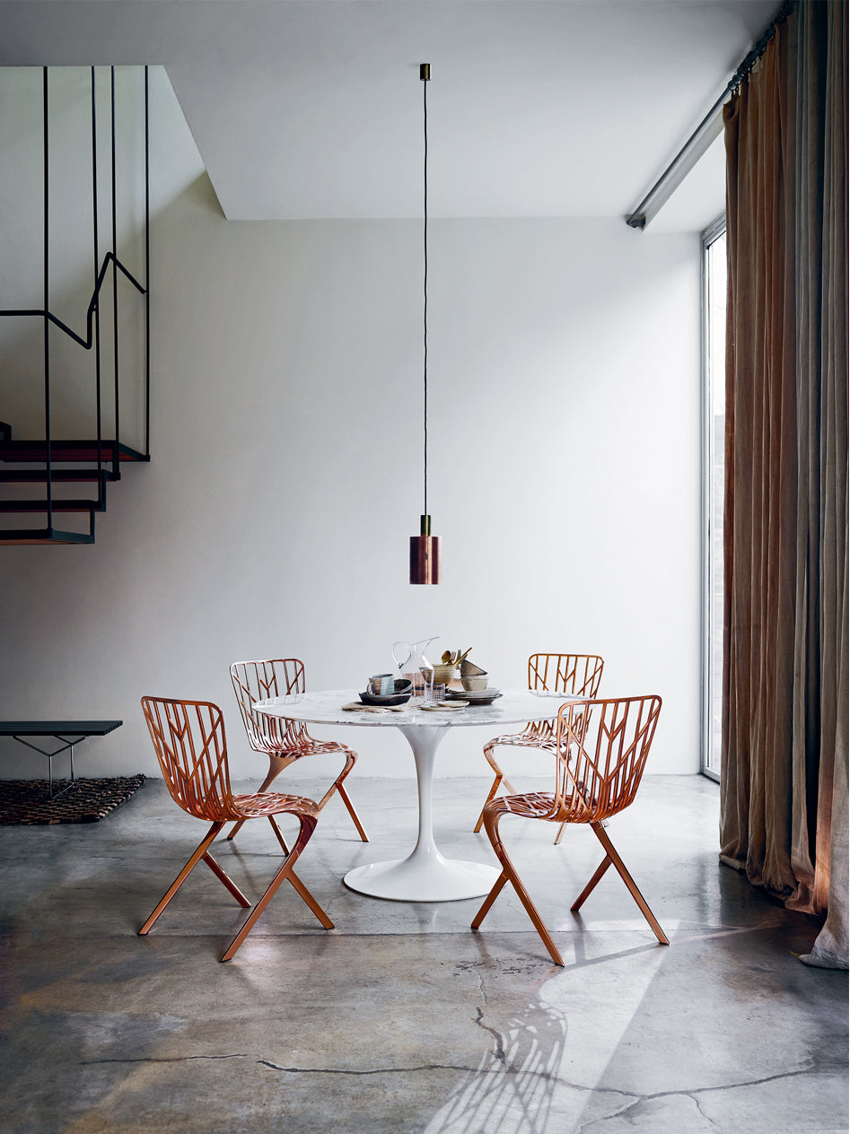Saarinen_Tulip_High_Tables_6_sq_947x1264_683ffcaa-1931-441f-89eb-0c0330c5b127