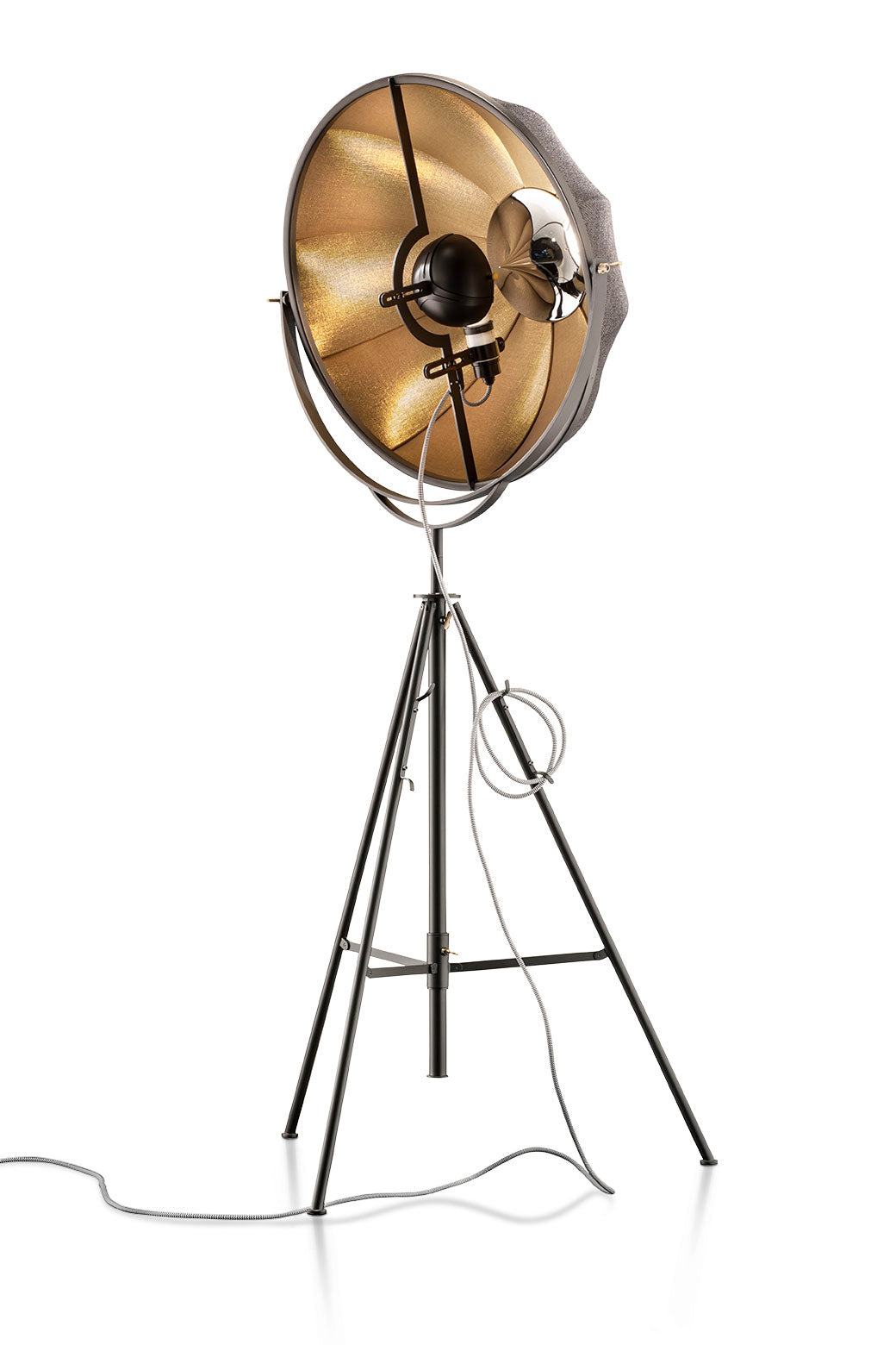 Fortuny – lampada da terra – ambientata
