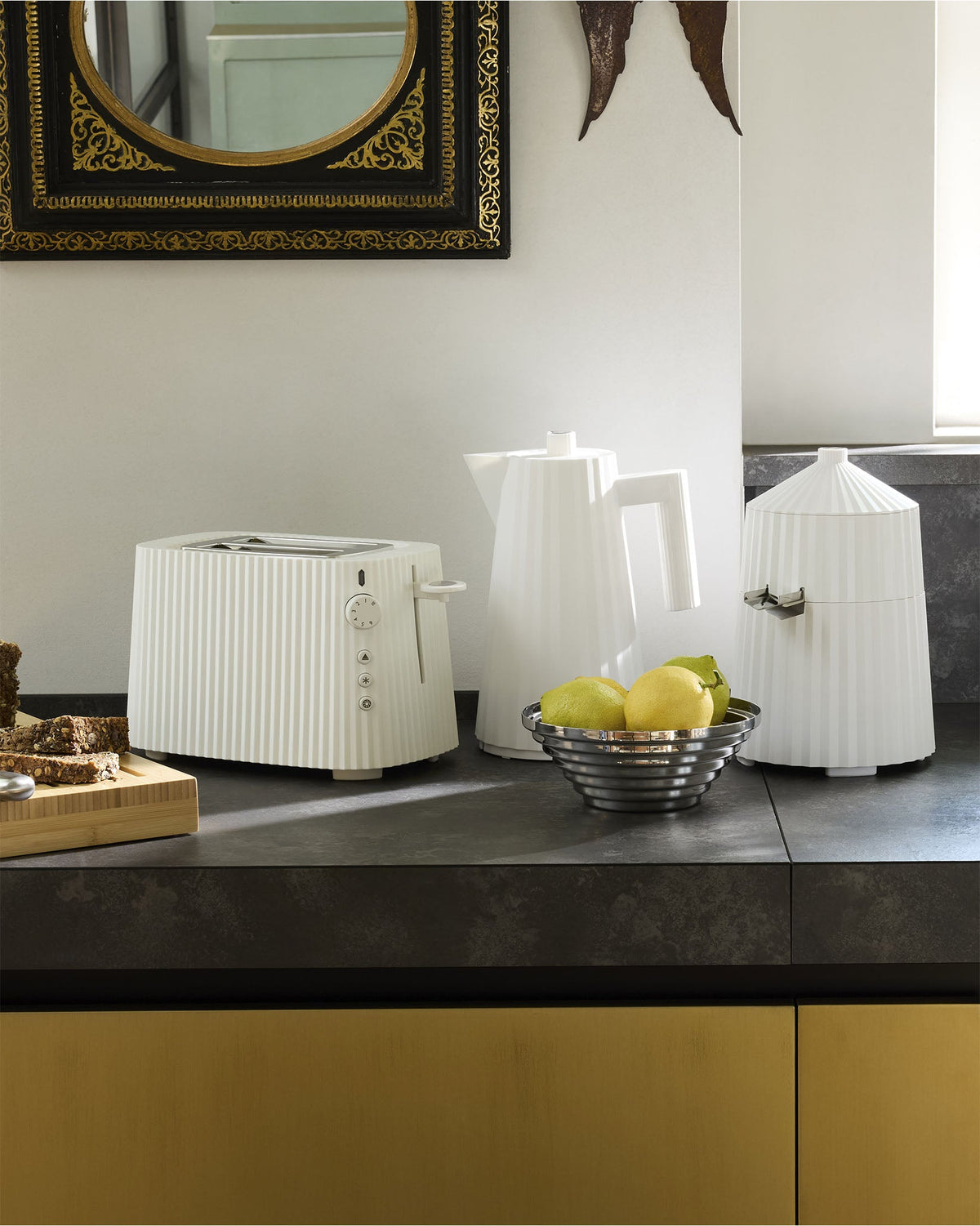 Plissé – tostapane. Spina europea (MDL08) - Sag 80 - Alessi - Complemento