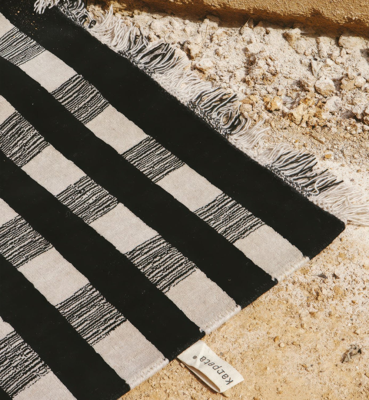 Halfstripe – tappeto – ambientata