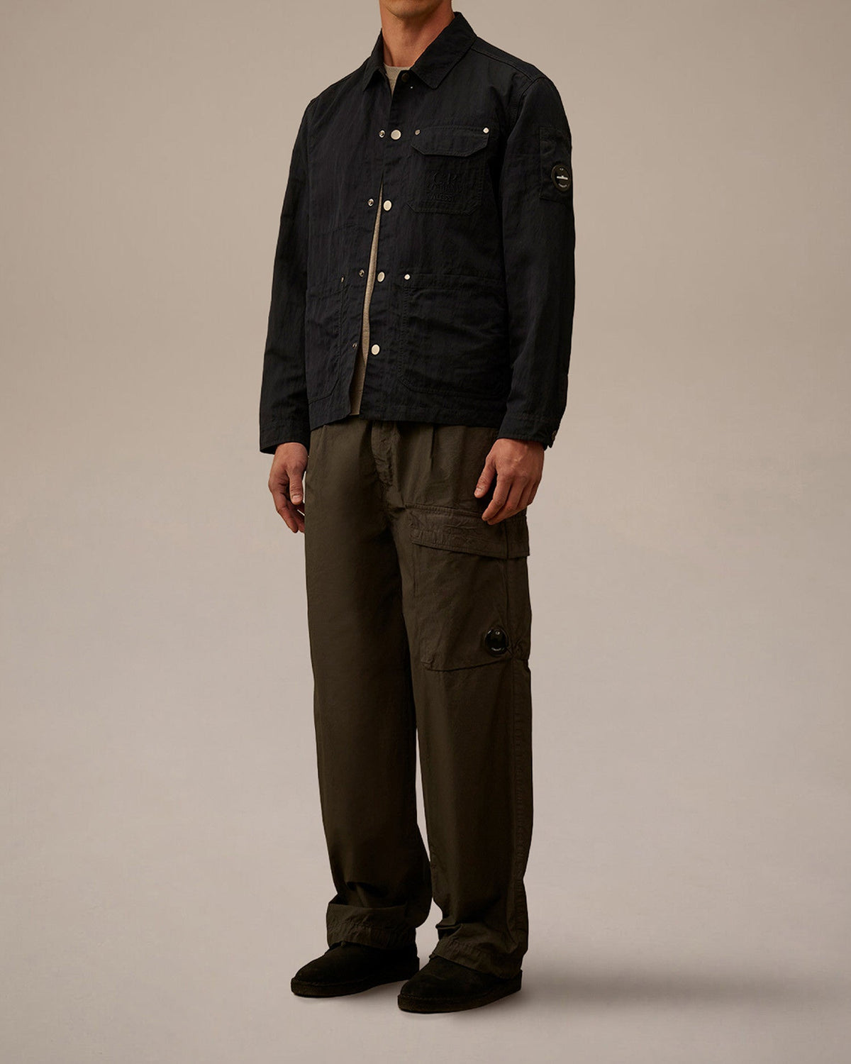 Alessi C.P. Company – overshirt (CP01 DAZ) – ambientata