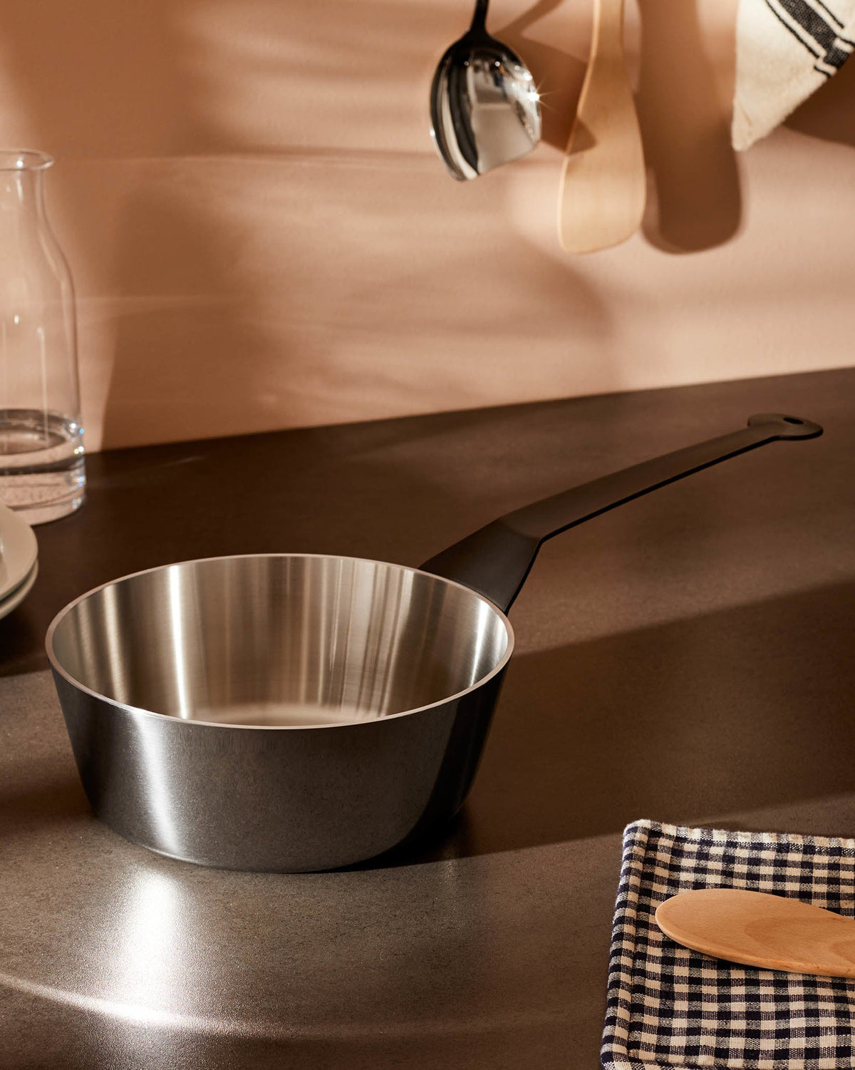La Cintura di Orione – casseruola conica o Sauteuse (90107 T) - Sag 80 - Alessi - Complemento