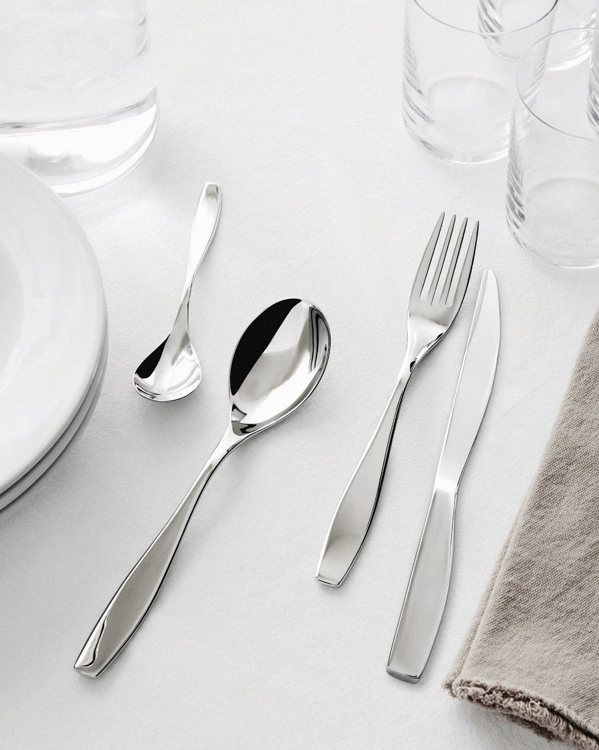 Duna – servizio di posate 24 pezzi - Sag 80 - Alessi - Complemento