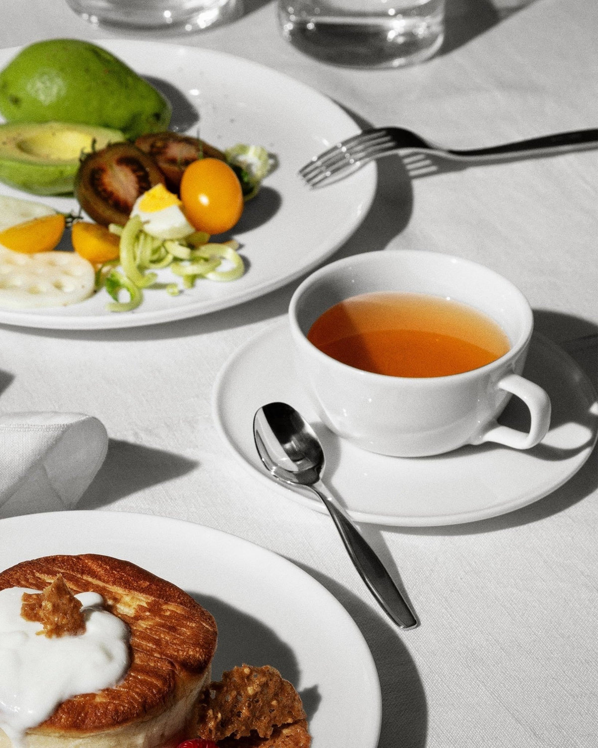 Itsumo – set di una tazza da tè con sottotazza (4 pezzi) - Sag 80 - Alessi - Complemento