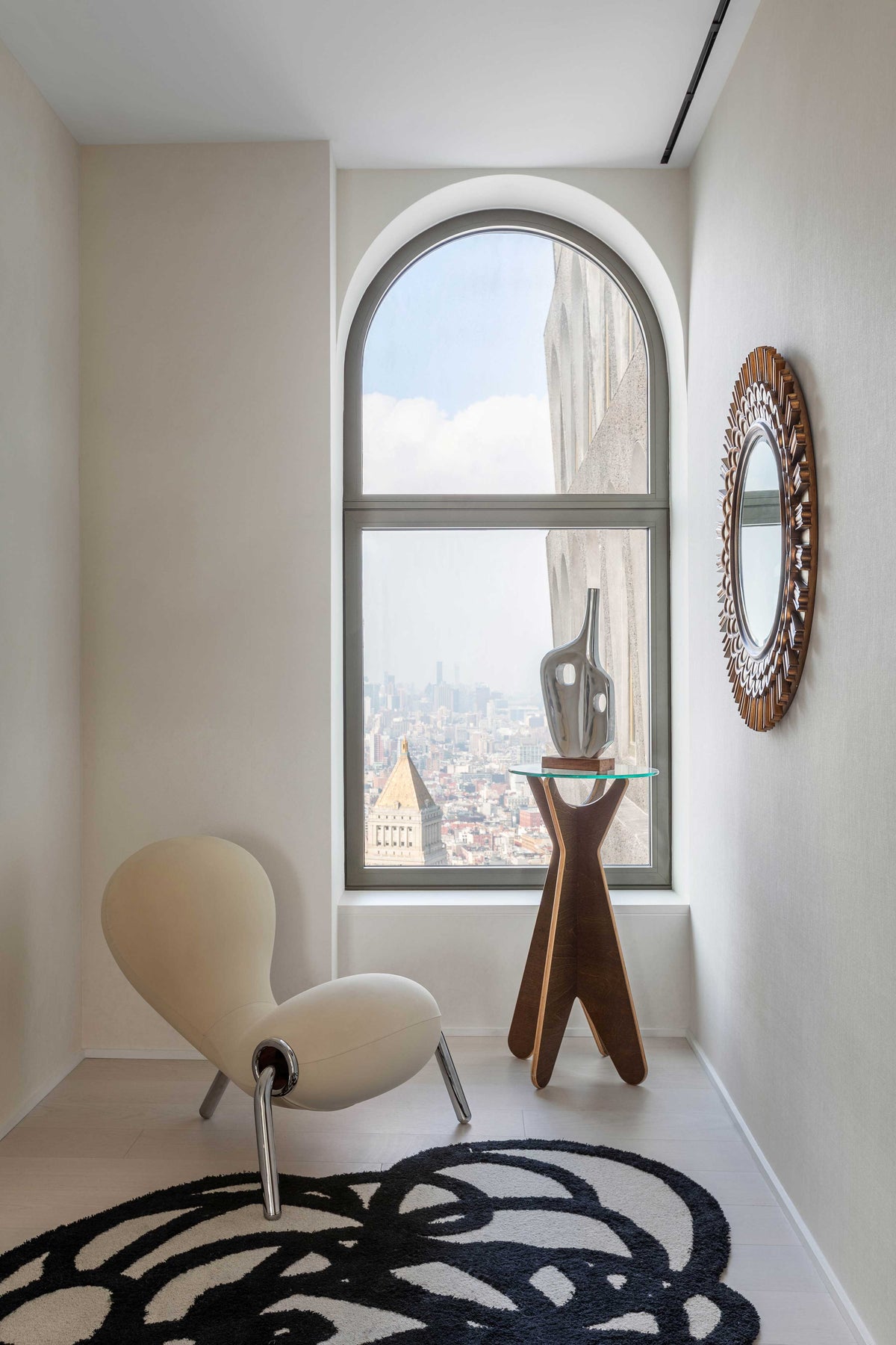 Embryo Chair – poltrona – ambientata