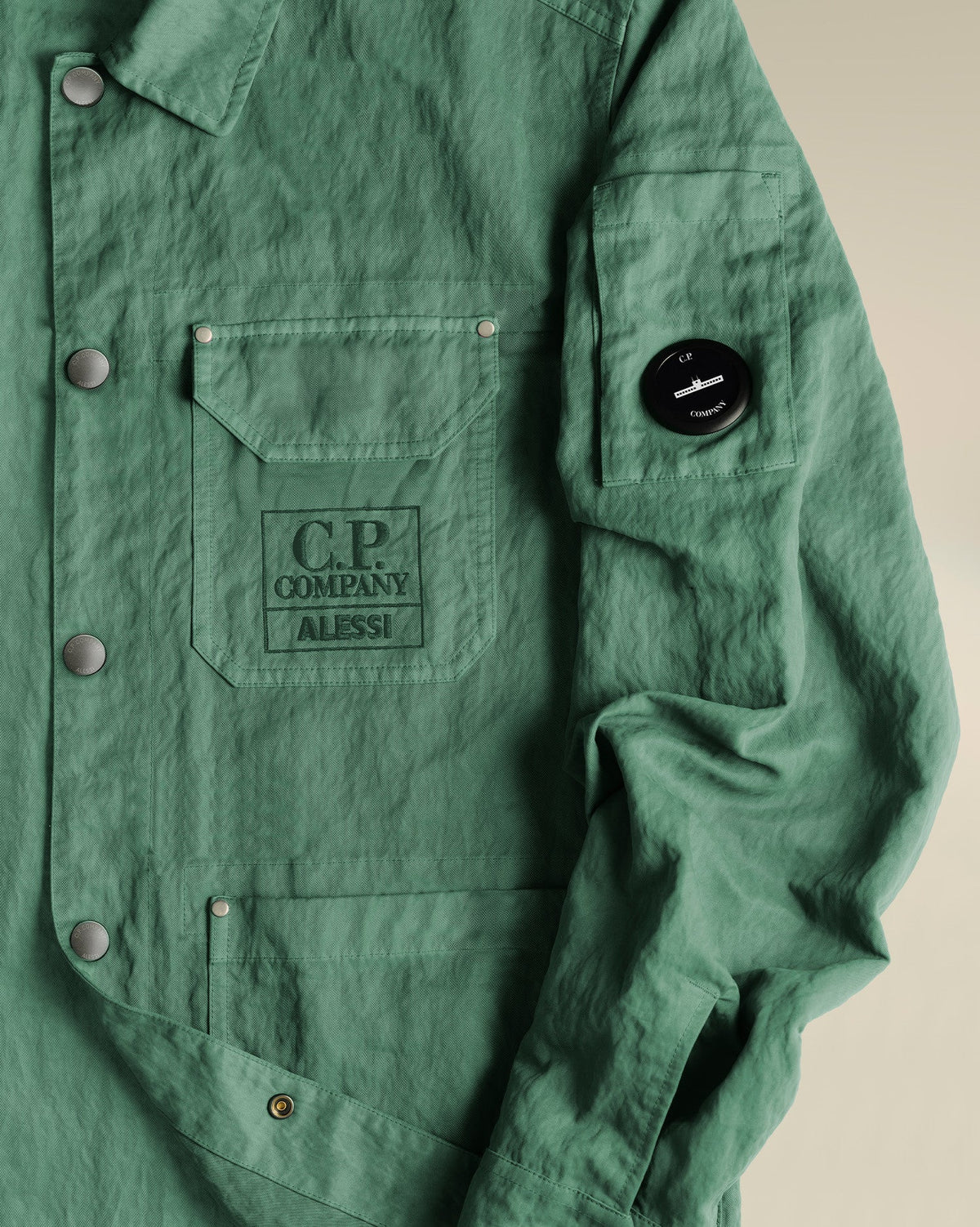 Alessi C.P. Company – overshirt (CP01 GR) – ambientata