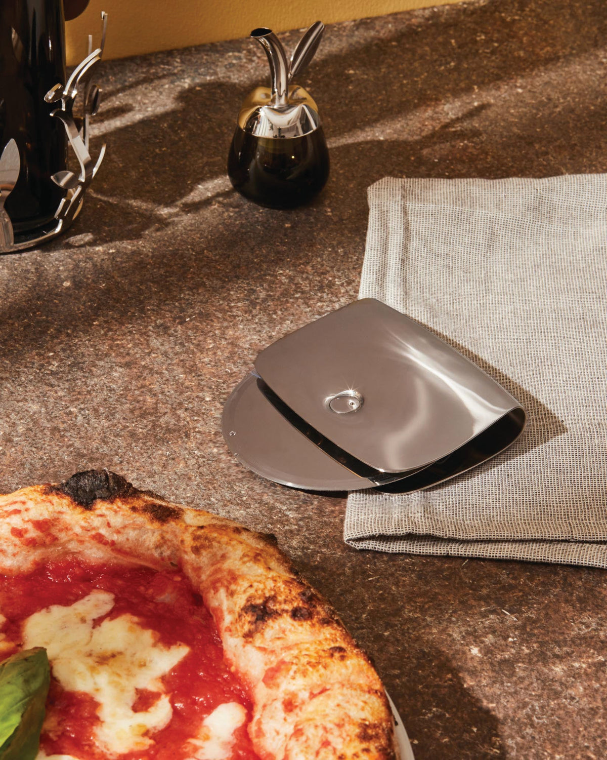 Taio – rotella tagliapizza - Sag 80 - Alessi - Complemento