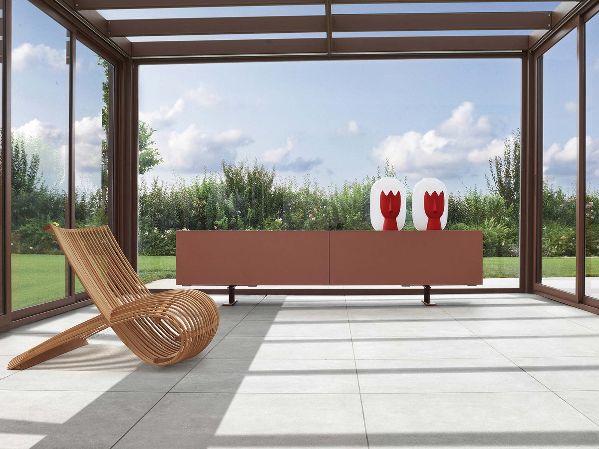 Wooden Chair – poltrona – ambientata